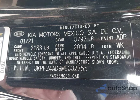 2021 Kia Forte Lxs z USA, uszkodzony, nr VIN 3KPF24AD9ME332755